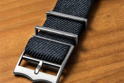 tudor fabric strap alternative.